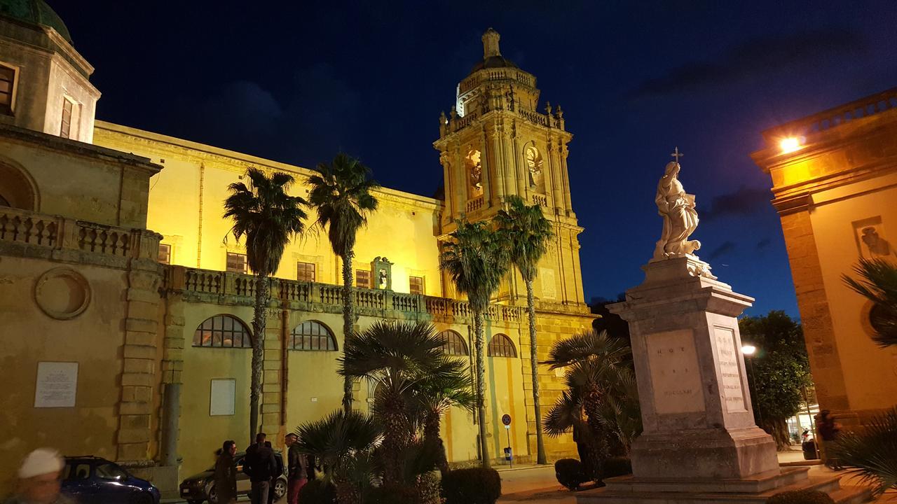 Casa Turismo "Madonna Del Paradiso" Мазара-дель-Валло Экстерьер фото